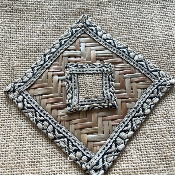 Jute Cottage Handbag NWOT - Picture 4 of 4